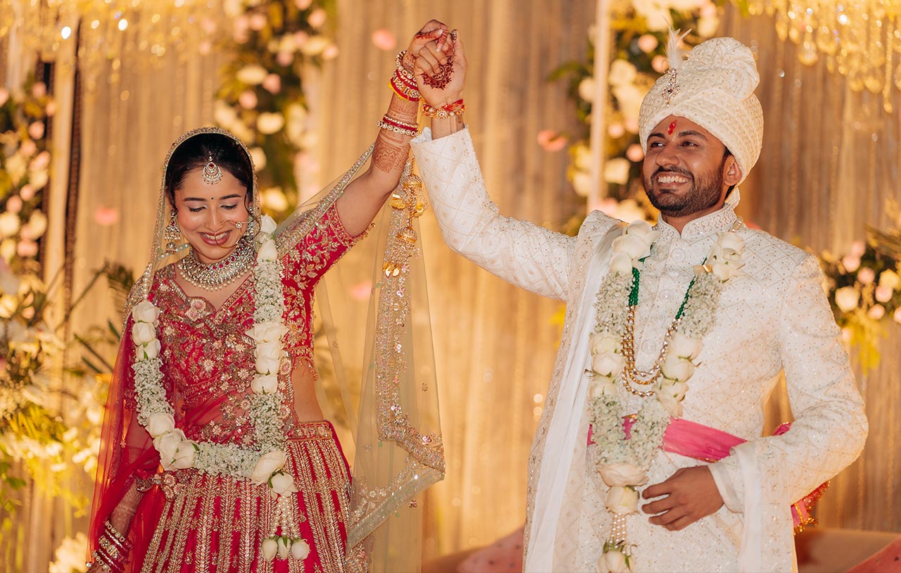 ‘Classic’_is_Boring_Ishani_Pandey’s_Garden_Inspired_Delhi_Wedding